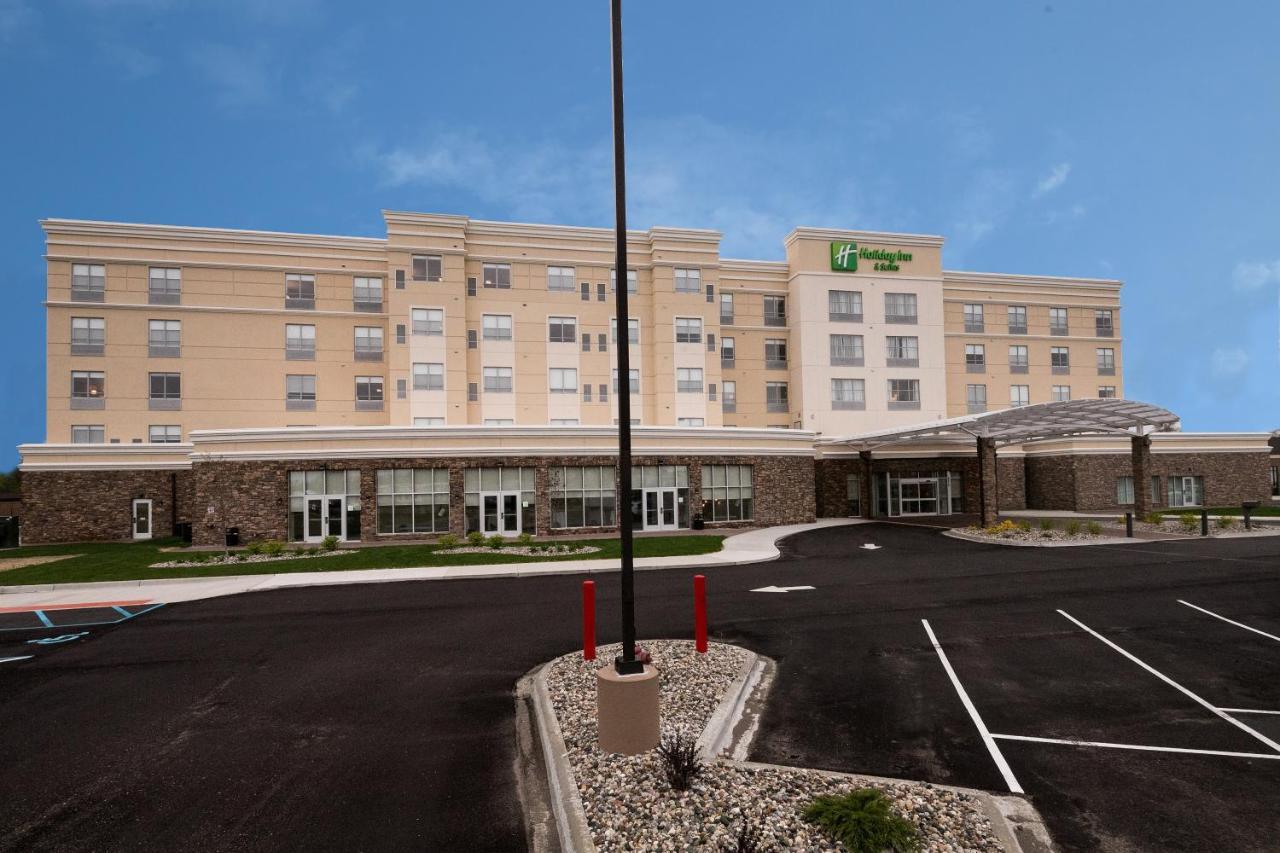 Holiday Inn & Suites Detroit - Troy By Ihg Eksteriør billede