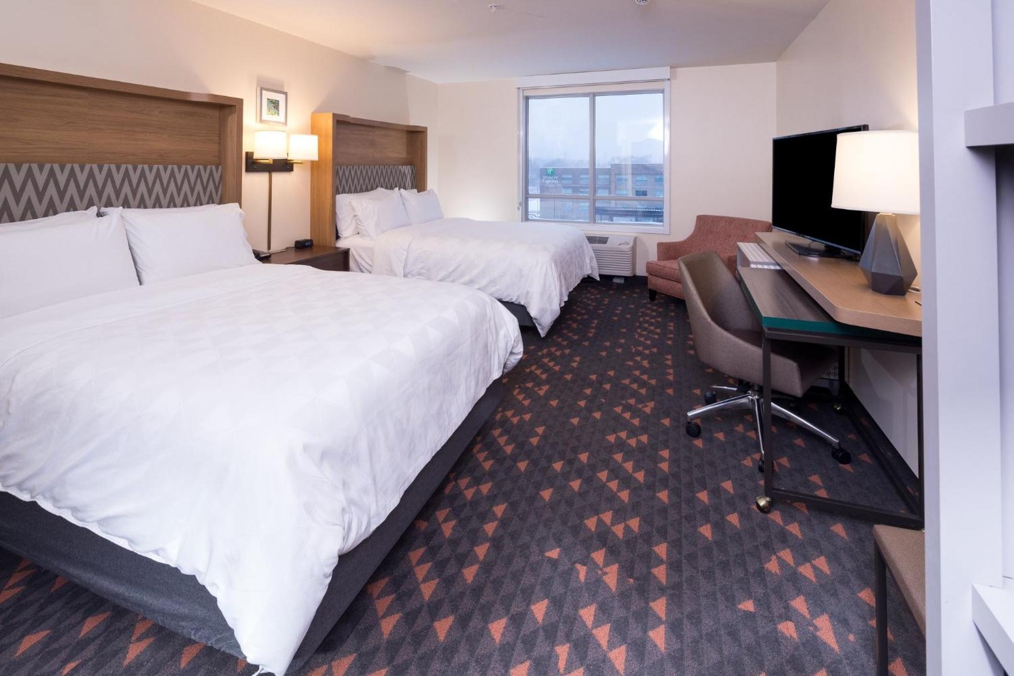 Holiday Inn & Suites Detroit - Troy By Ihg Eksteriør billede