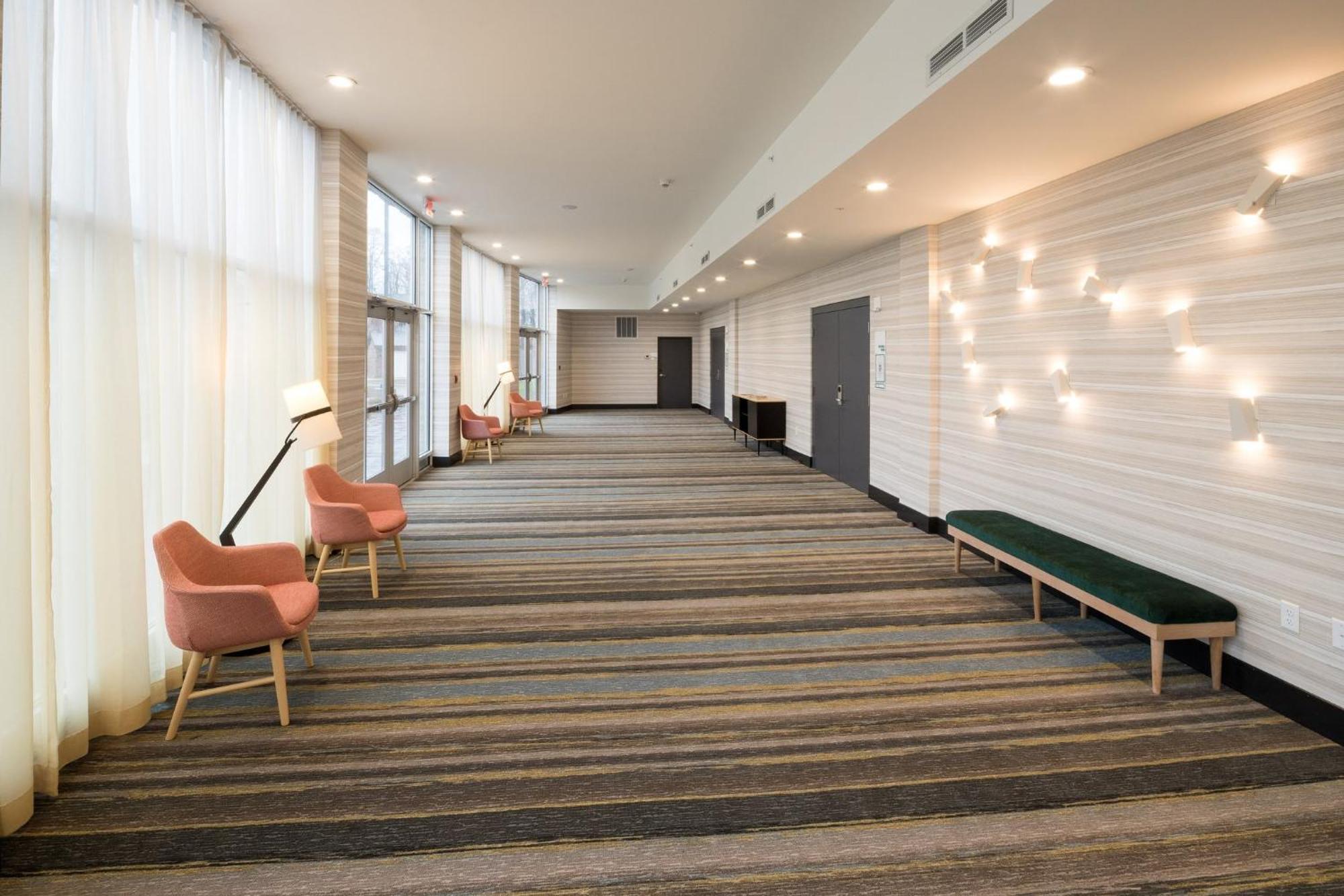 Holiday Inn & Suites Detroit - Troy By Ihg Eksteriør billede